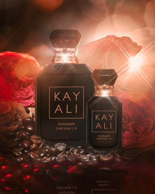 KAYALI OUDGASM CAFE OUD 1069 Kayali : Mona Kattan célèbre l’oud avec "Oudgasm", une nouvelle collection qui explore la quintessence de la parfumerie orientale