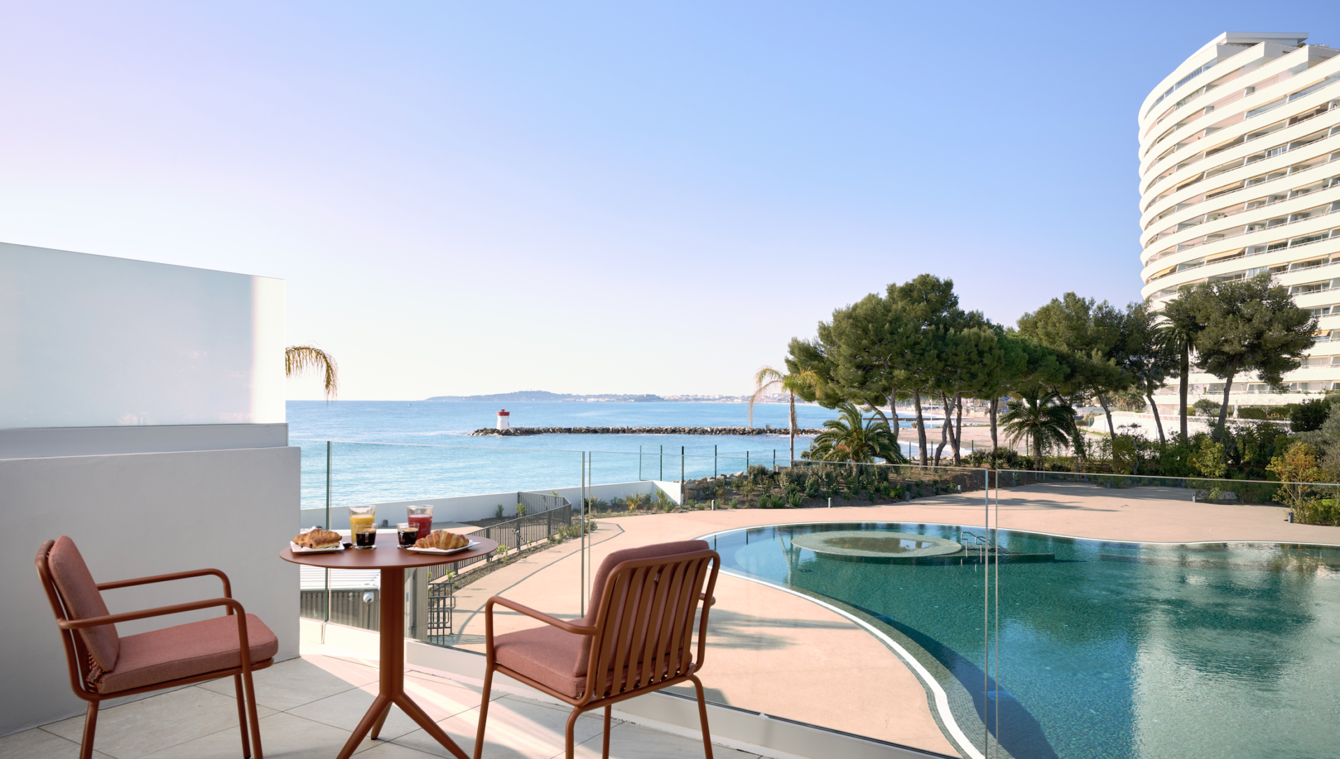 Marina Baie des Anges Hôtel
